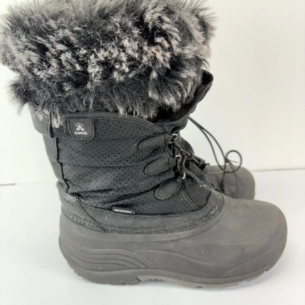 Kamik Big‎ Kids Size 4 Black Winter Snow Boots Faux Fur Lace Up FLAWED